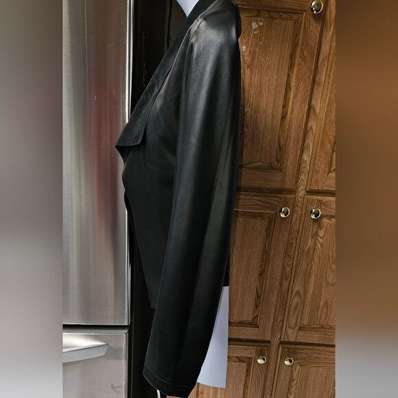 BAR III Women's Faux Leather- Flyaway Jacket Size PL/LGE - Picture 8 of 16